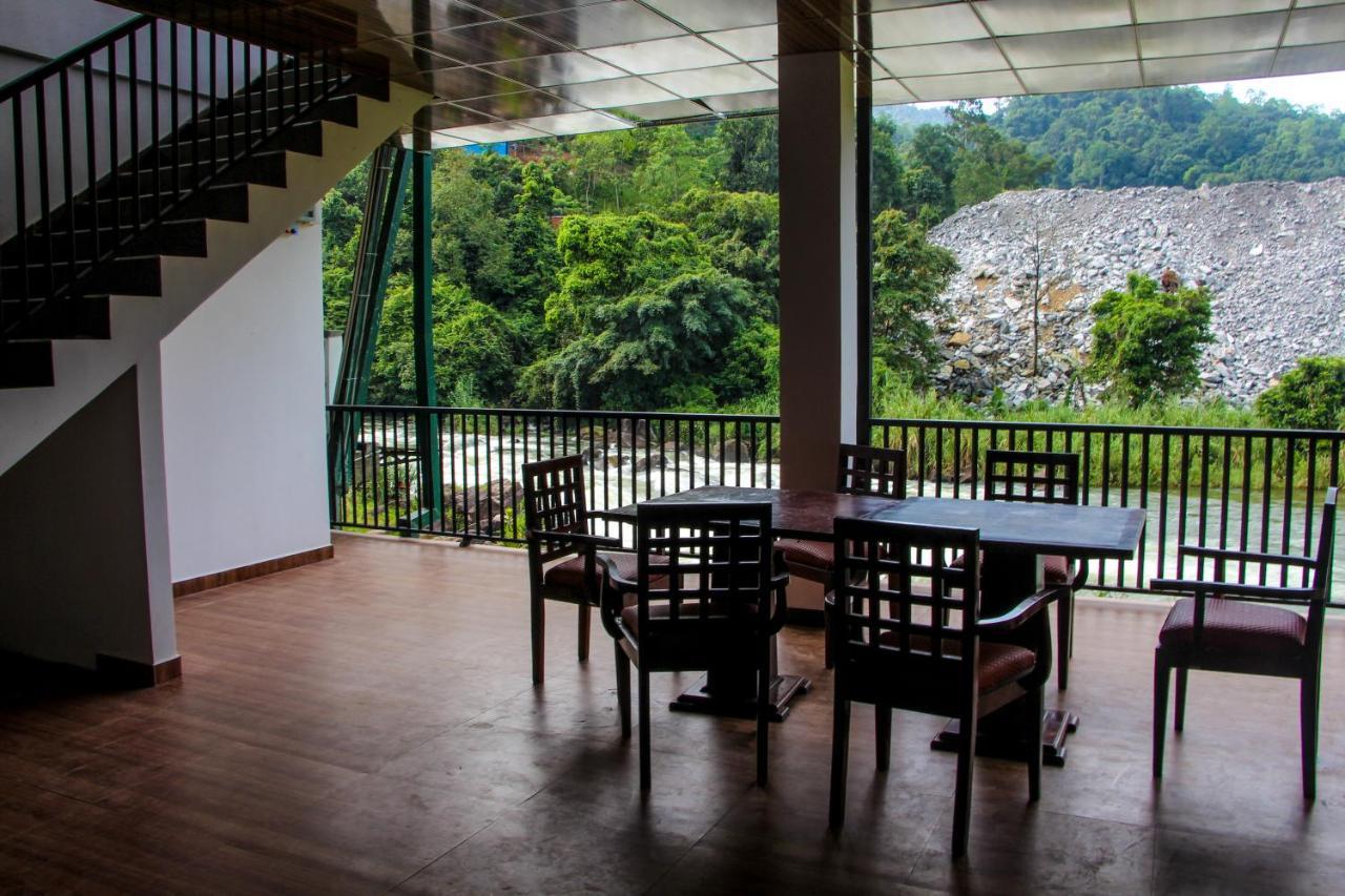 Adventure Base Camp Hotel Kitulgala Exterior foto